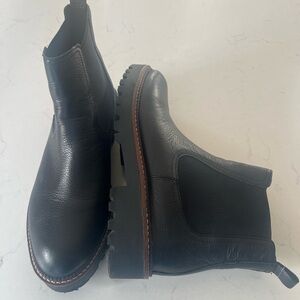 Black Leather Chelsea Boots - Caslon